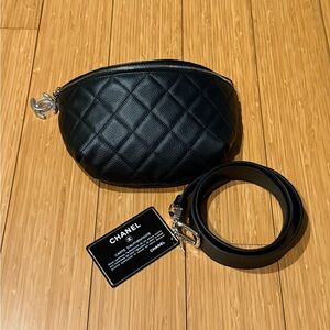 Chanel caviar calf quilted waist belt bag with CC logo charm